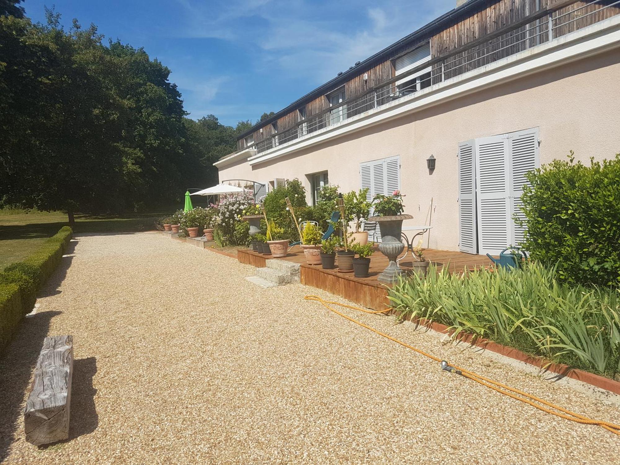 Les Mazeraies Maison D'Hotes Avec Spa Savonnières Eksteriør billede