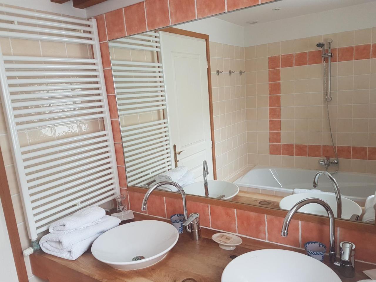 Les Mazeraies Maison D'Hotes Avec Spa Savonnières Eksteriør billede