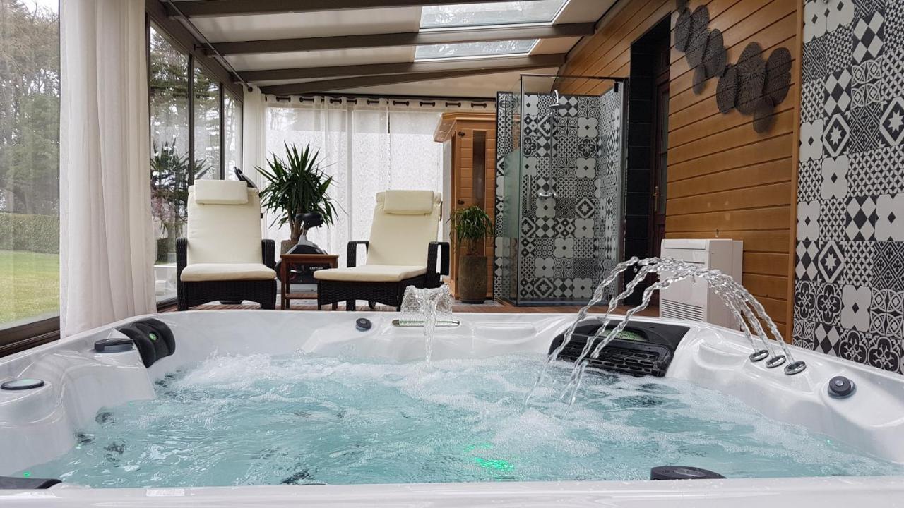 Les Mazeraies Maison D'Hotes Avec Spa Savonnières Eksteriør billede